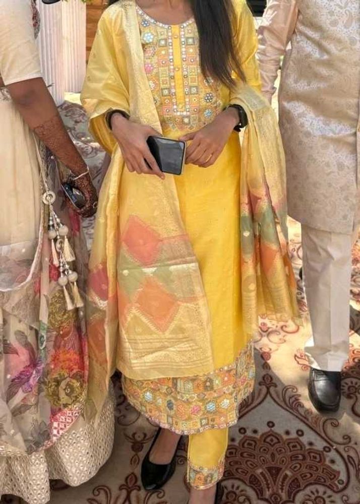 Elegant Yellow Kurta Set
