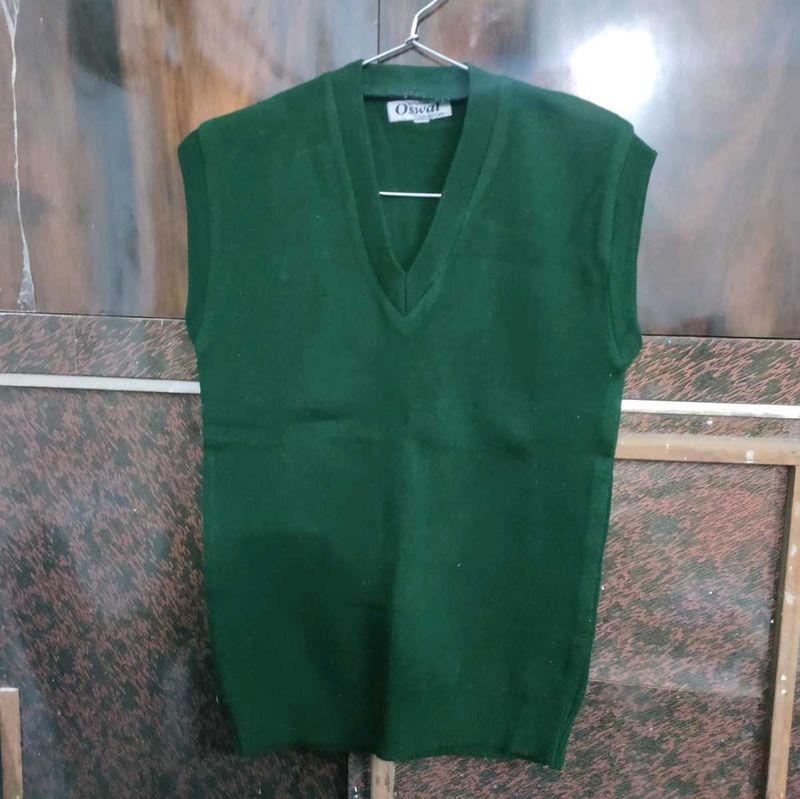 School Uniform Sleeveless V-Neck Sweater/Vest (Uni