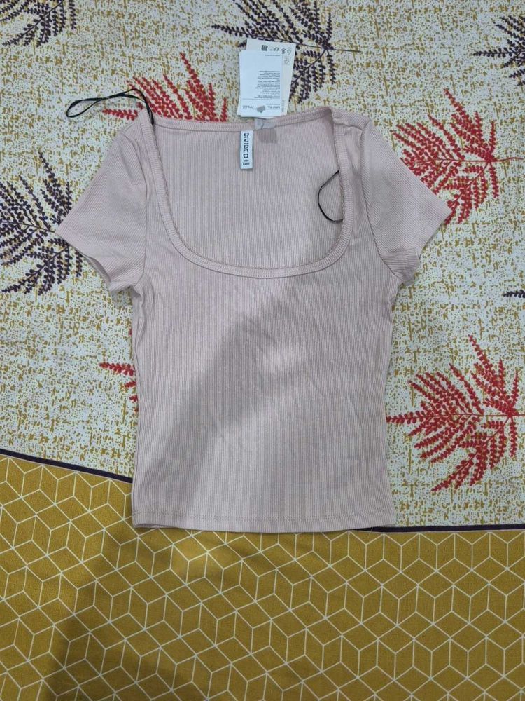 H&amp;m Pico Trimmed Top