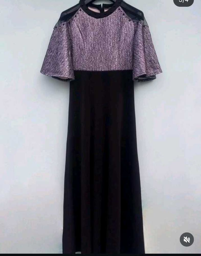 Elegant Black &amp; Gold Maxi Dress