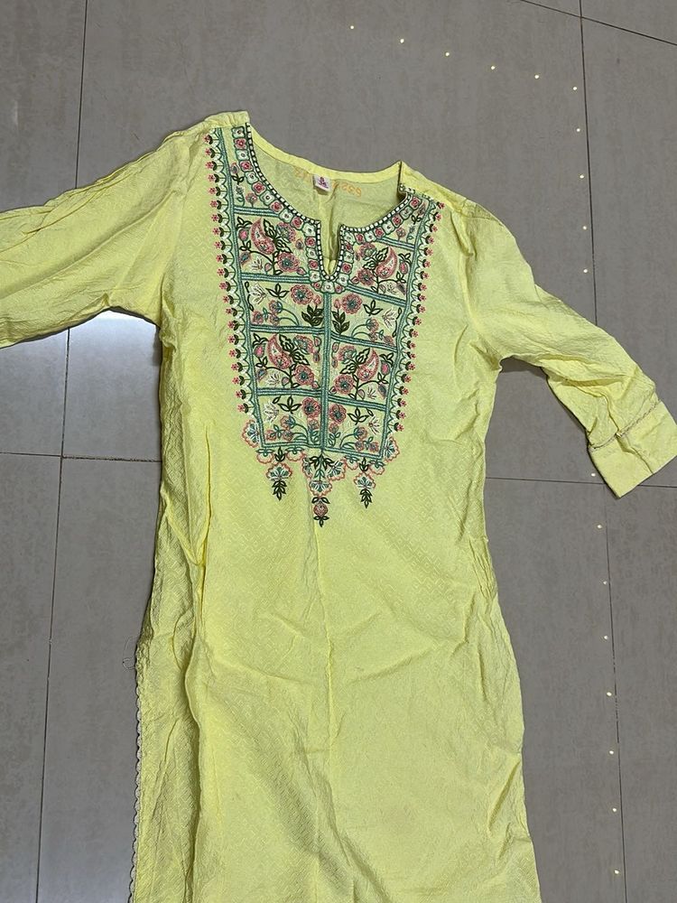 Embroidered Tunic Top