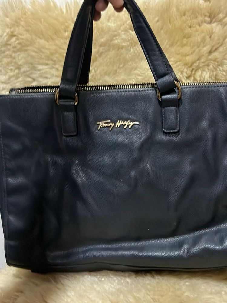 Tommy Hilfiger Handbag