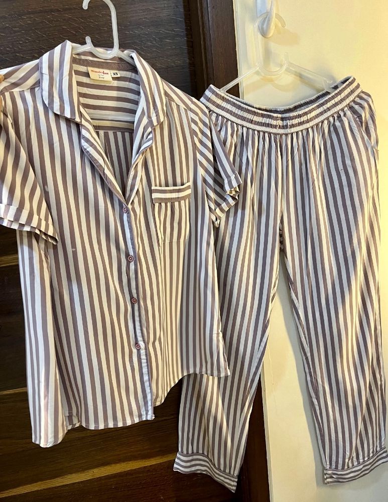 Lowest Price😍🔥Nightsuit Striped😍
