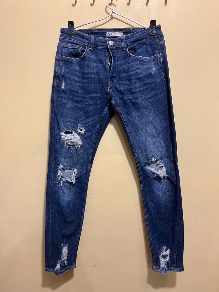 Men Ripped Jeans (ZARA)