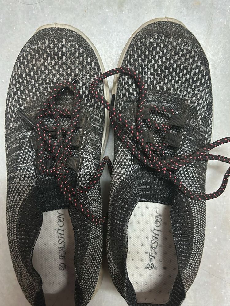 Comfortable Knit Sneakers
