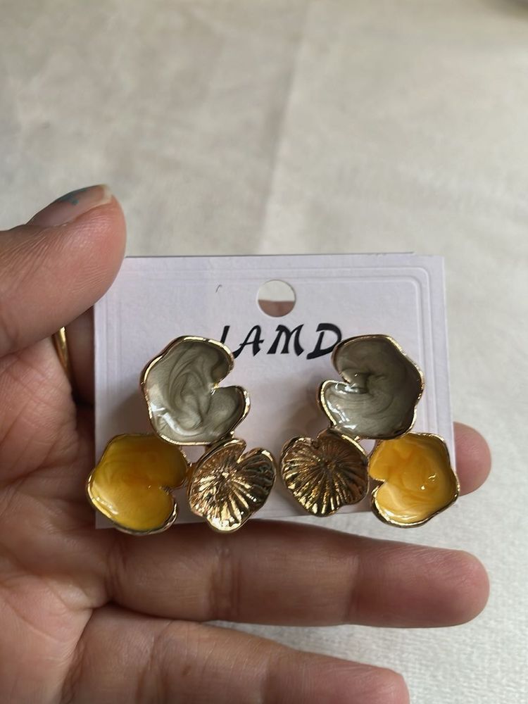 Metal Base Resin Earrings