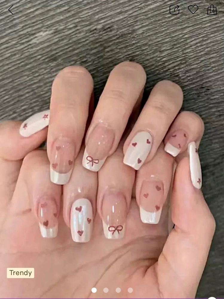 Heart &amp; Bow Press-On Nails