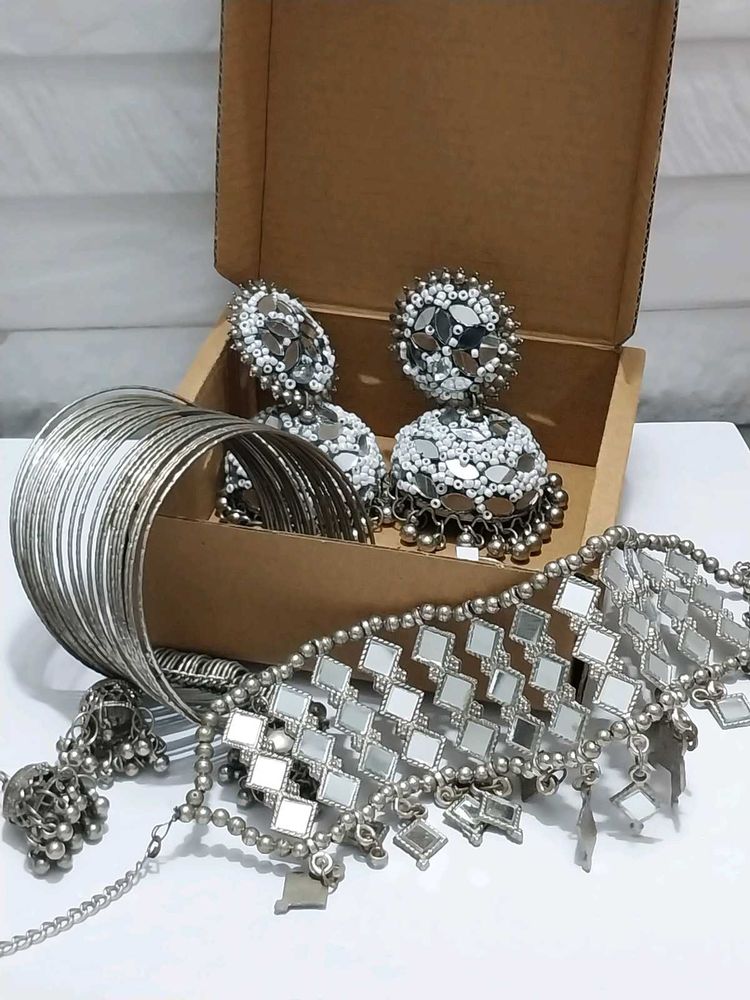 Desi Girl Hamper