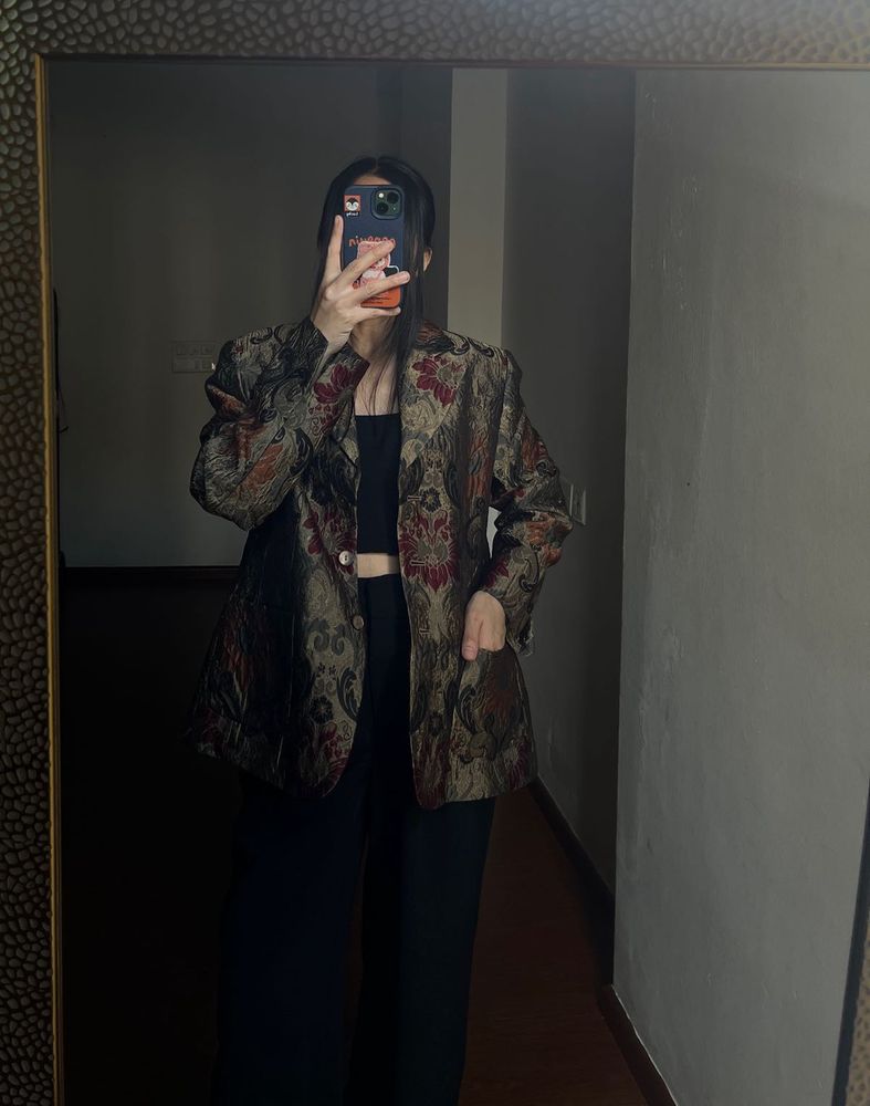 VINTAGE SILK TAPESTRY BLAZER