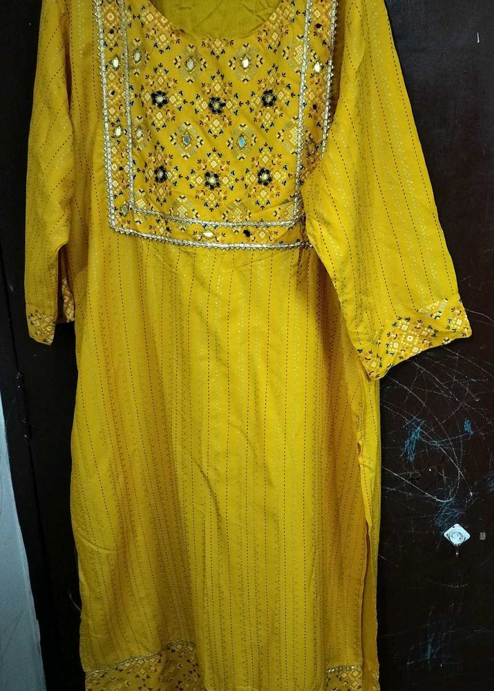 Kurta Set With Dupatta