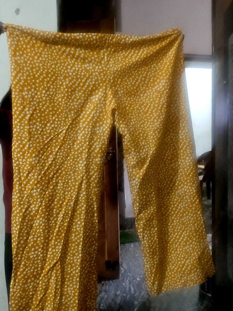 Stylish Yellow Printed Palazzo Pants