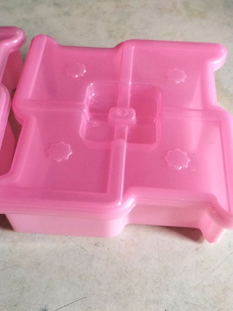 Storage Boxes 10