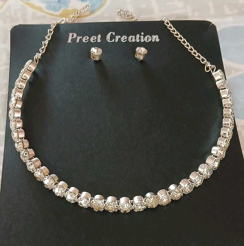 Elegant Crystal Choker Necklace &amp; Stud Earrings Se