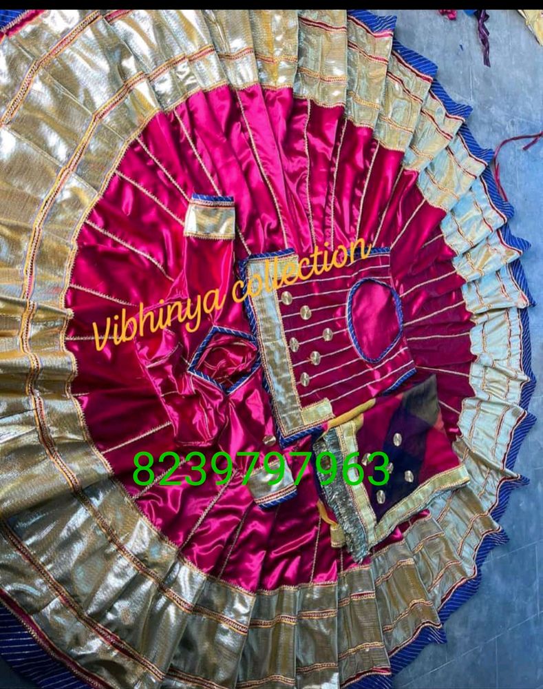 Rajputi Satin 32 Kali Poshak Lagha Or Gota Wark