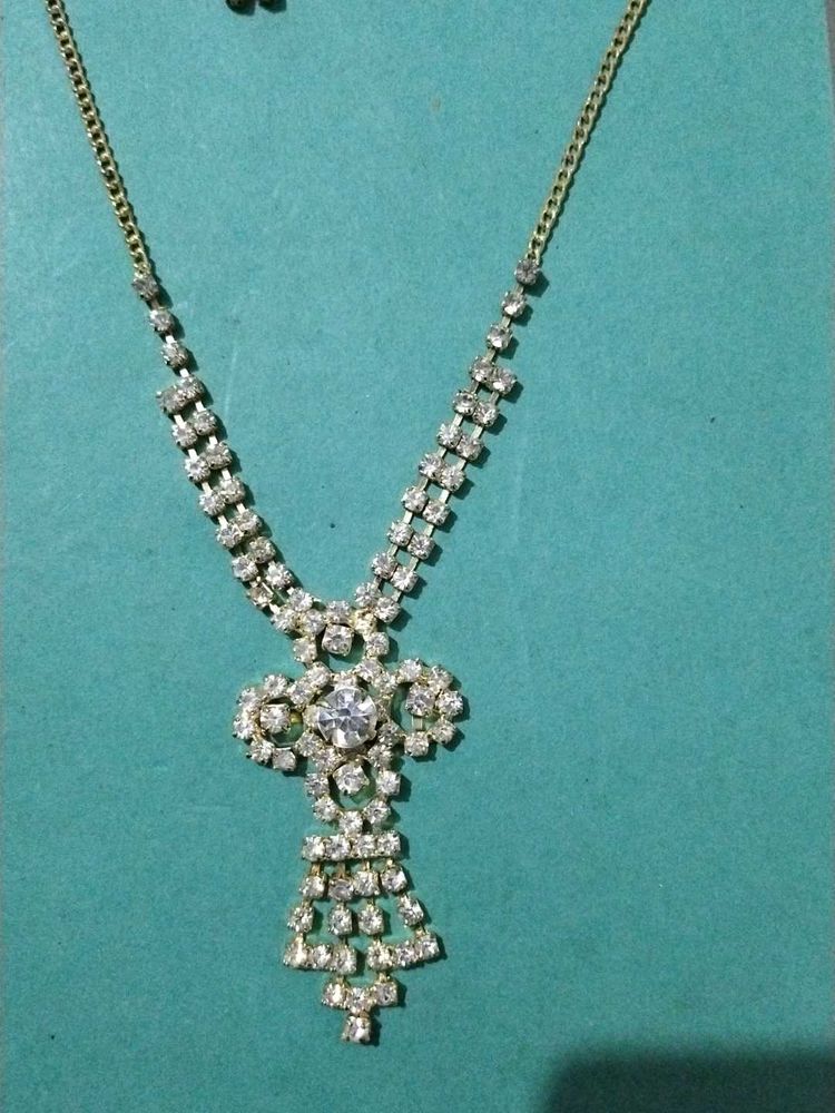 Necklace .