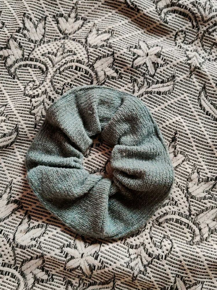 Scrunchie, Green In Colour, Good Looking