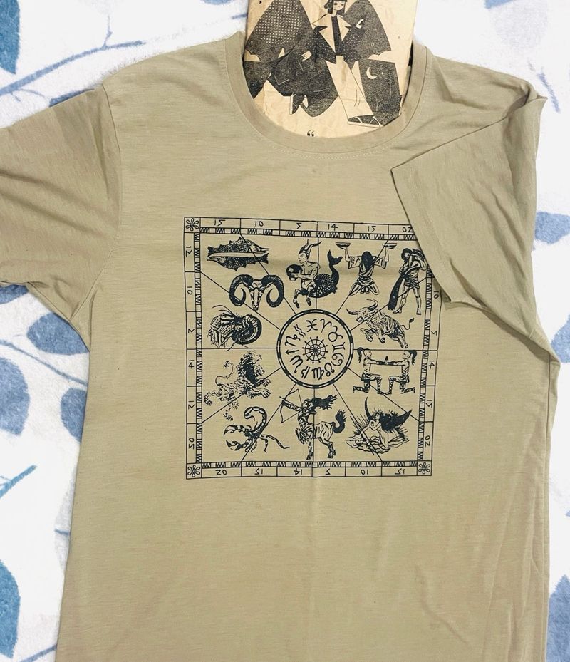 very unique AESTHETIC Graphic Print Tee