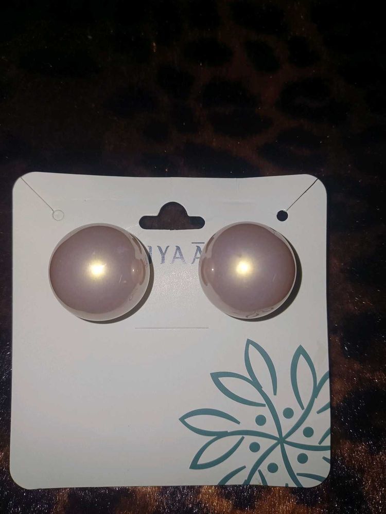 Pearl Round Stud Earrings