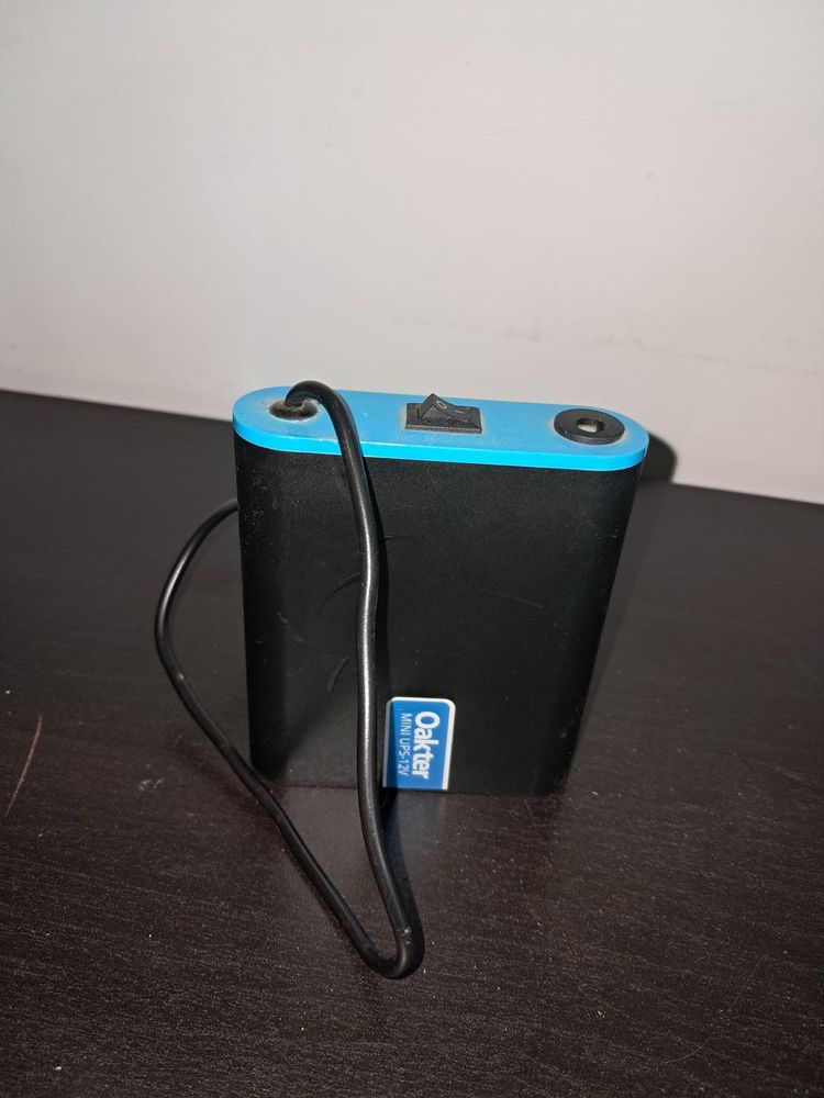 Oakter Mini UPS for 12V WiFi Router