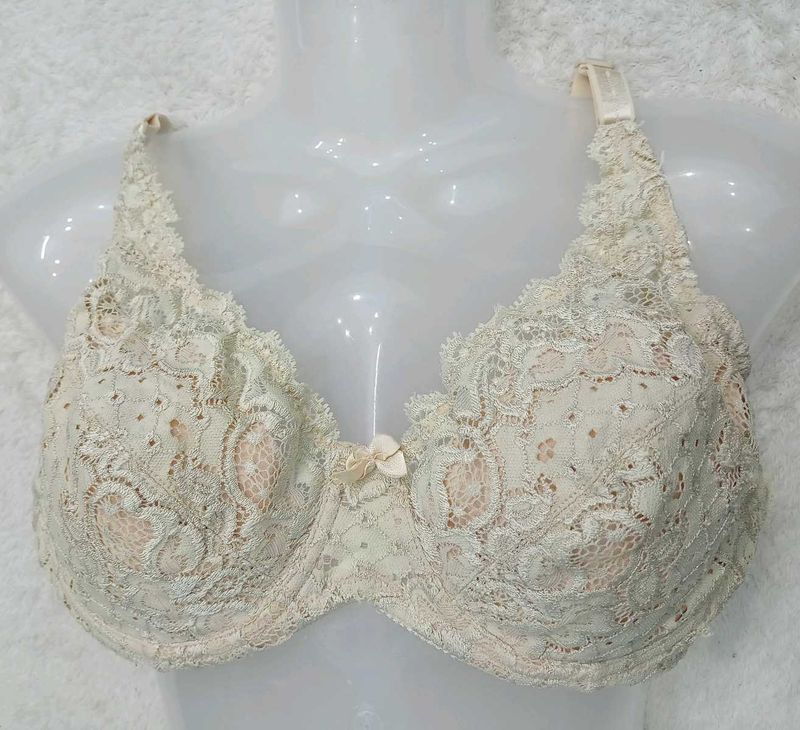Bra 38 C.D Size