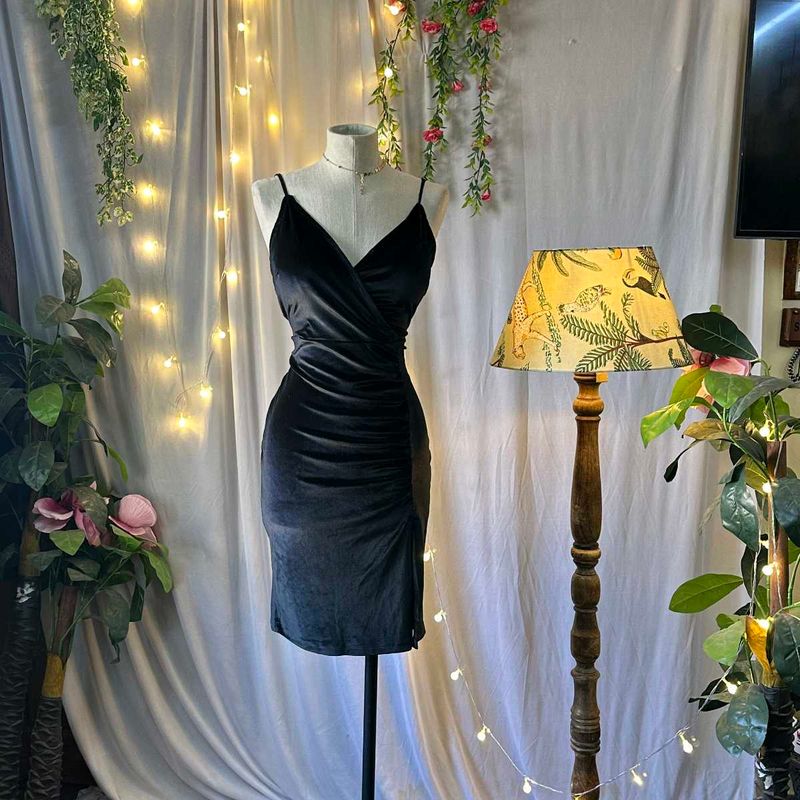 Elegant Black Velvet Mini Dress