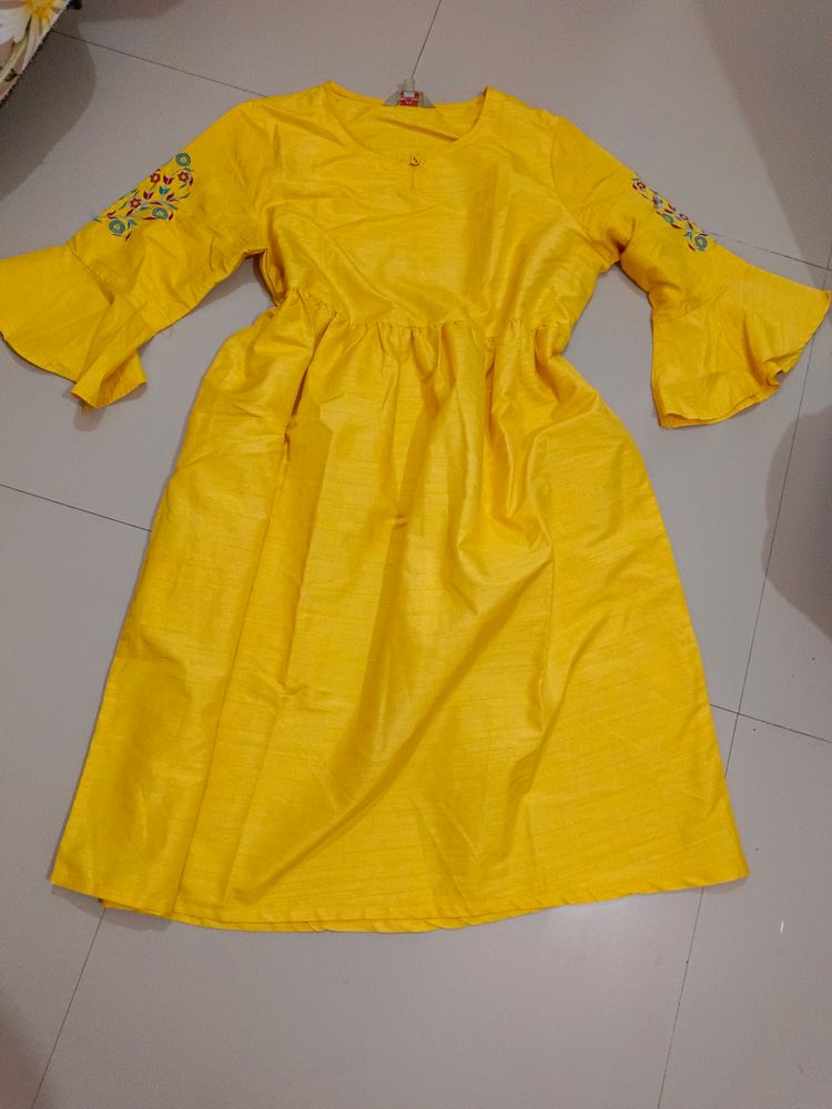 Sell🥳Kurta With Trouser And Dupatta