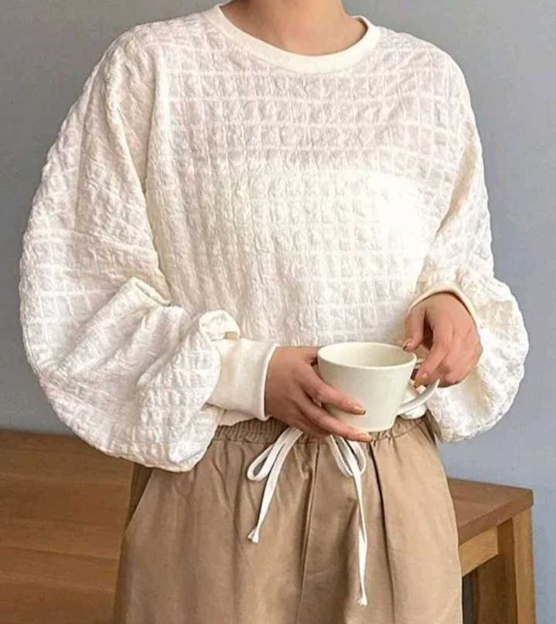 Textured Balloon Sleeve Top