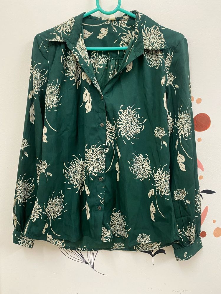 Dark Green beige shirt