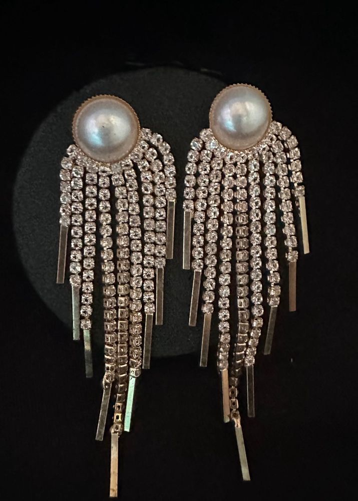 Pearl Dangle Earrings