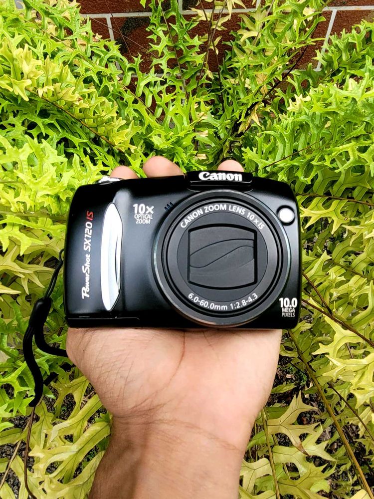 CANON PowerShot SX120 is Digital Camera