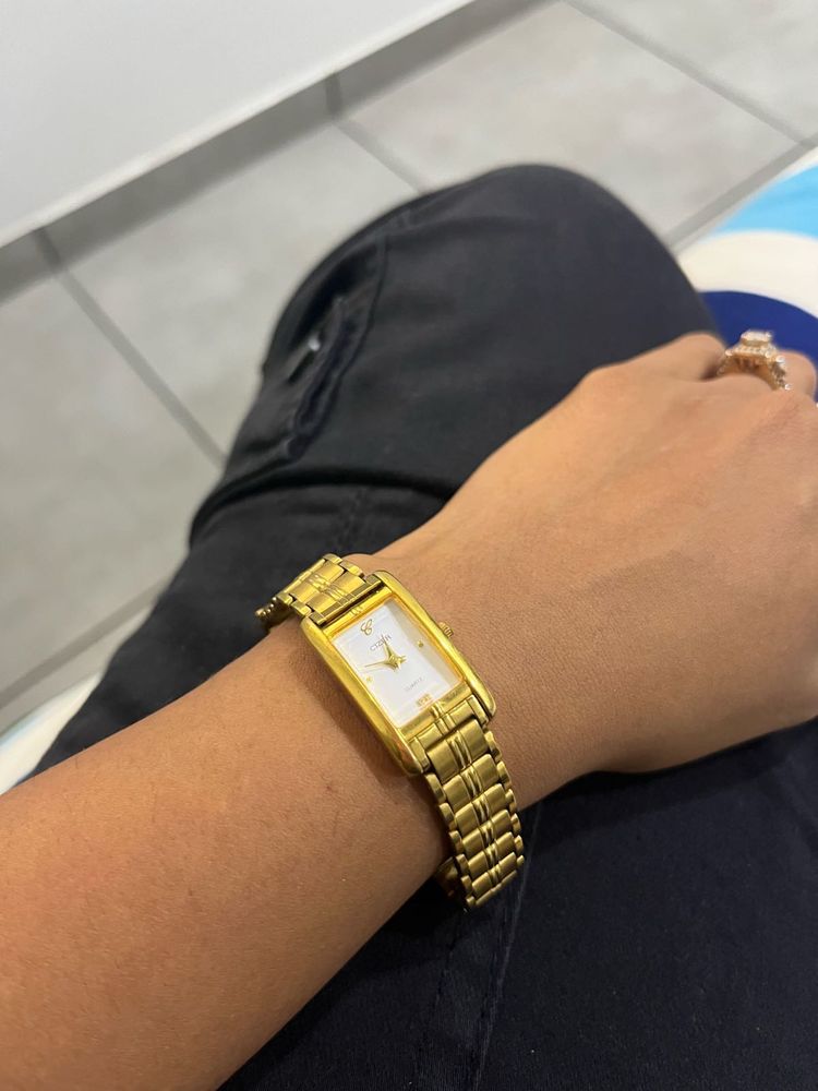 Vintage Cizer Gold Watch