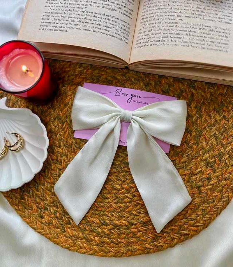Bow Clip