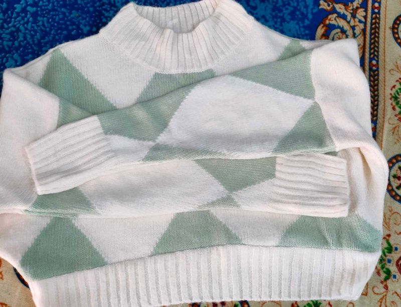 Pinteresty Cropped Sweater