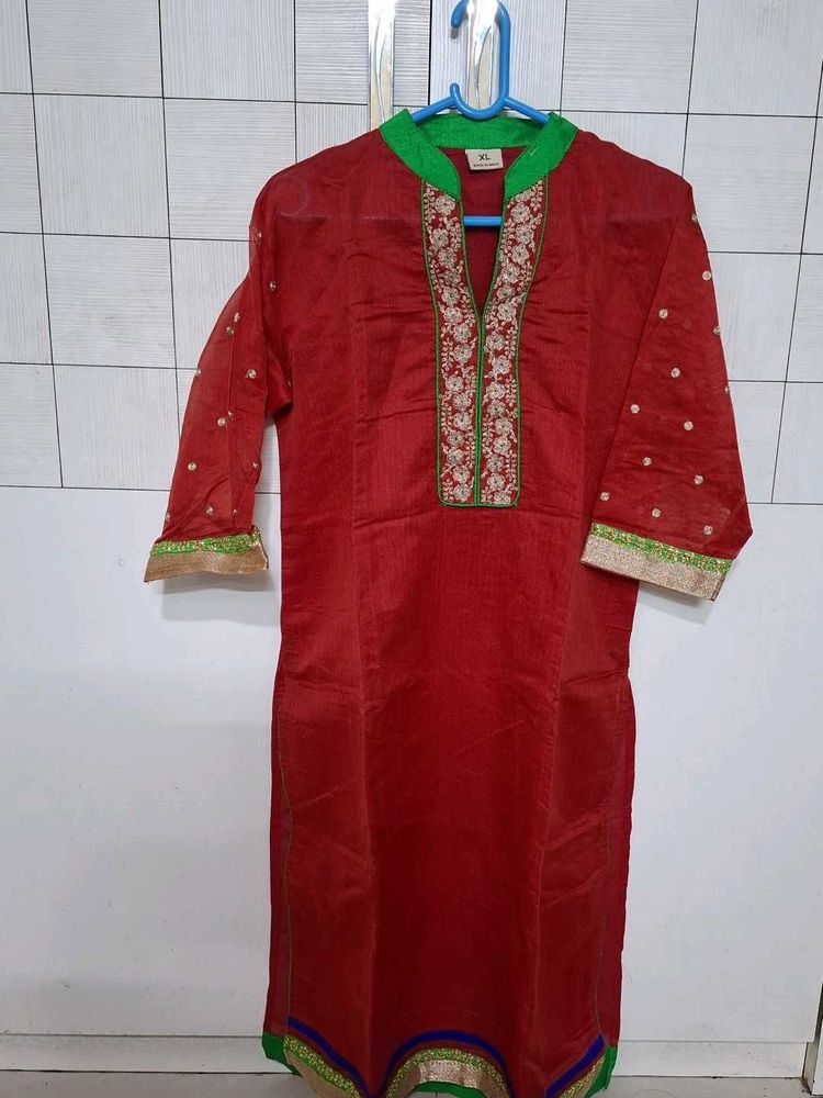 Elegant Red Embroidered Kurta