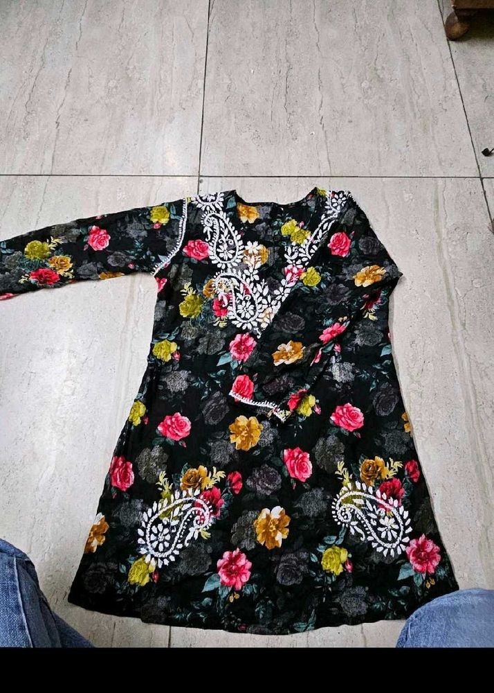 Chikankari Kurti