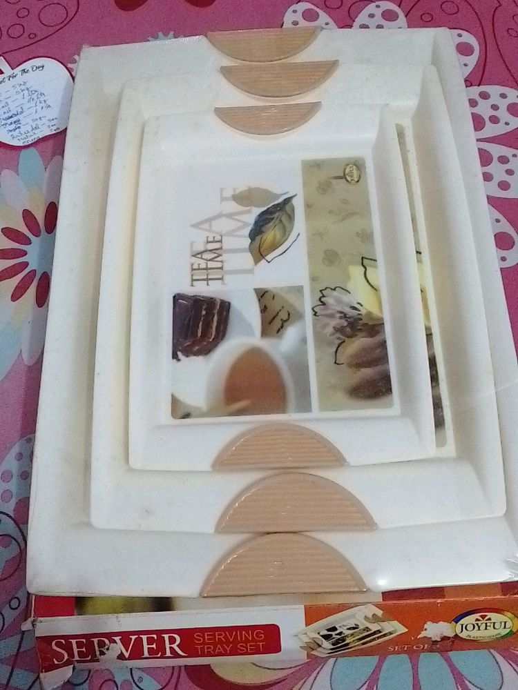 New Unused Serving Tray Set 3