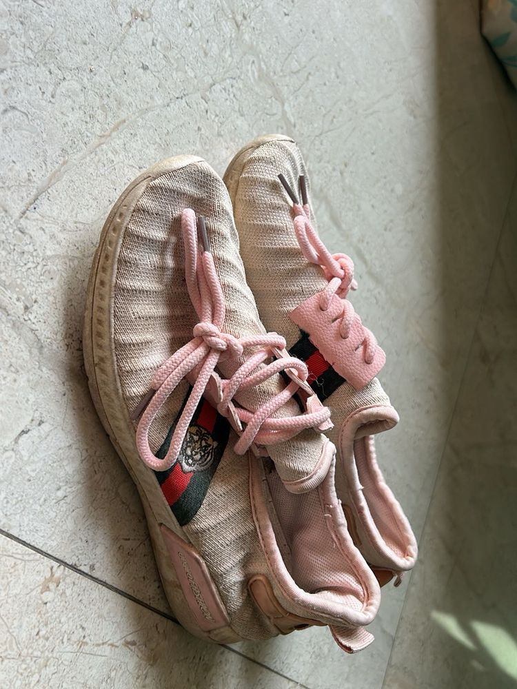 Stylish Pink Casual Shoes