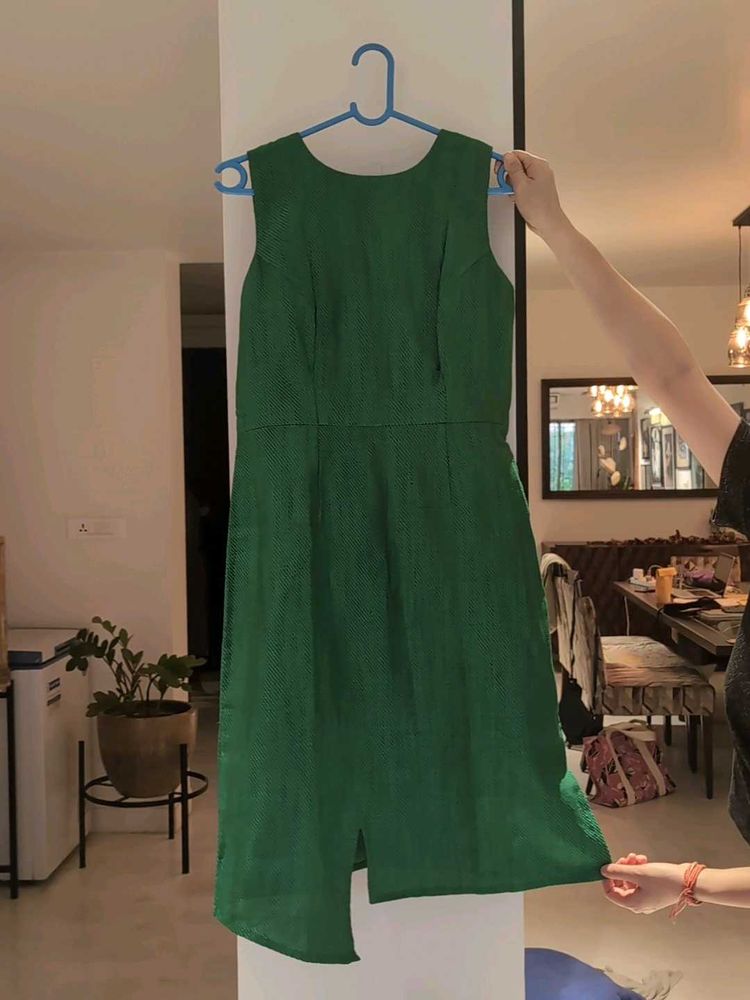 Green Sleeveless Casual Dress