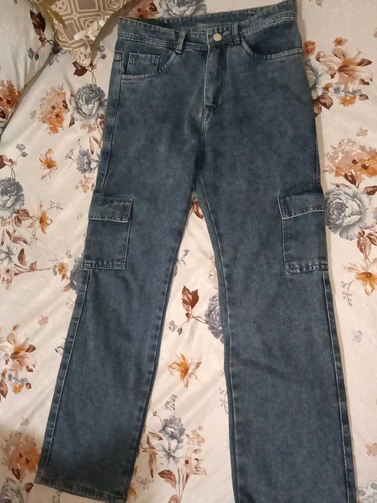 Cargo Jeans