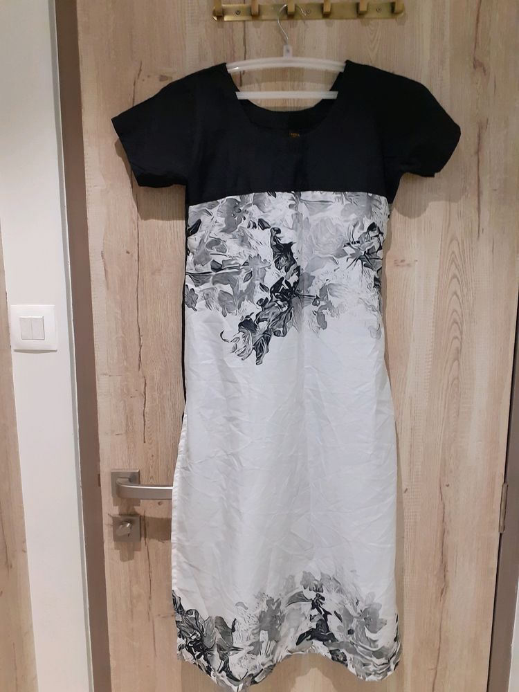 Unused Black &amp; White Rayon Kurti