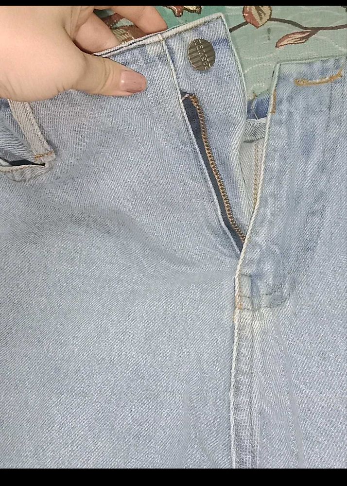 Light Wash Denim Jeans