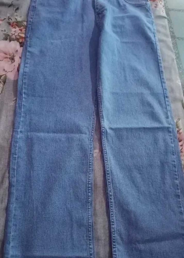 Light Wash Denim Jeans