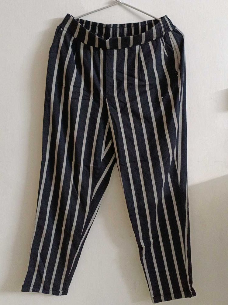 Striped B &amp;W Trousers Pantaloons