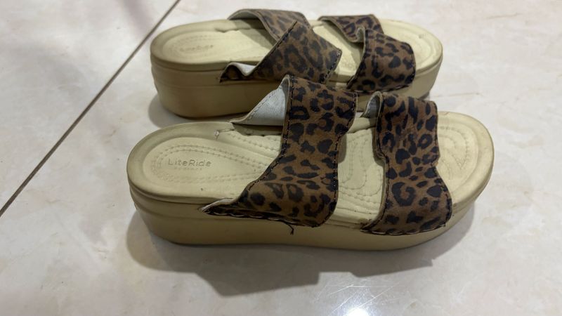 Crocs Leopard Print Slides