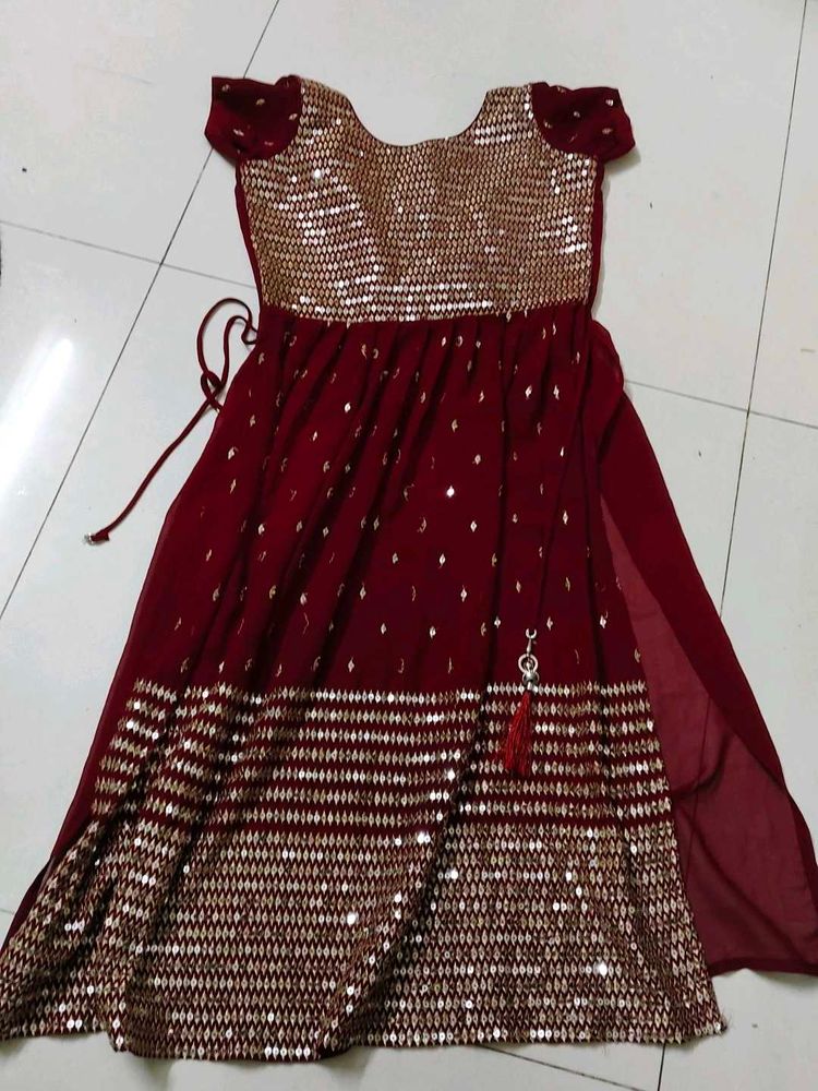 Top For Girl&#39;s