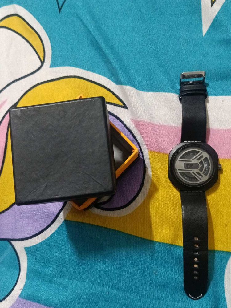 Stylish Watch For Mens