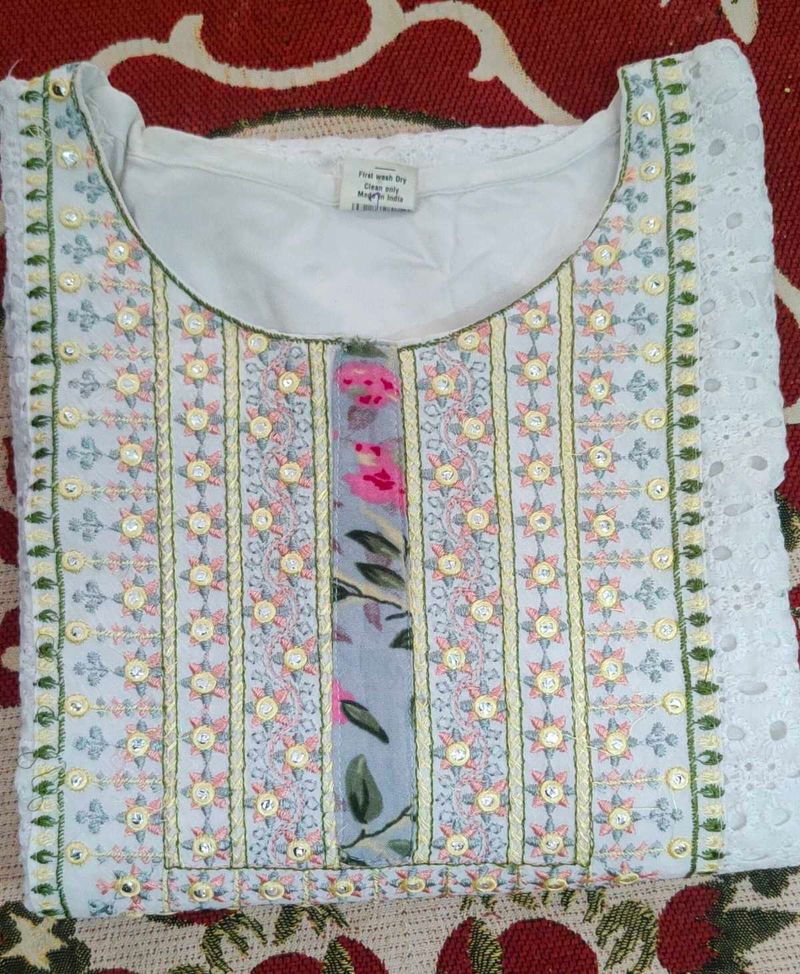 like new Elegant Embroidered Kurta