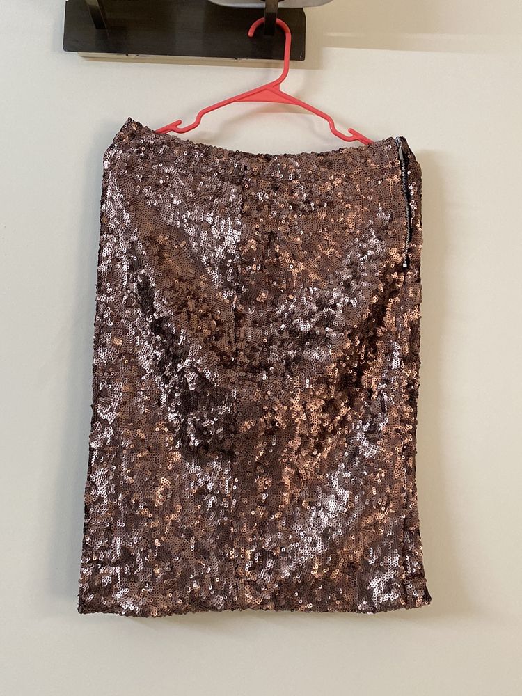 High end Bar III shimmer skirt
