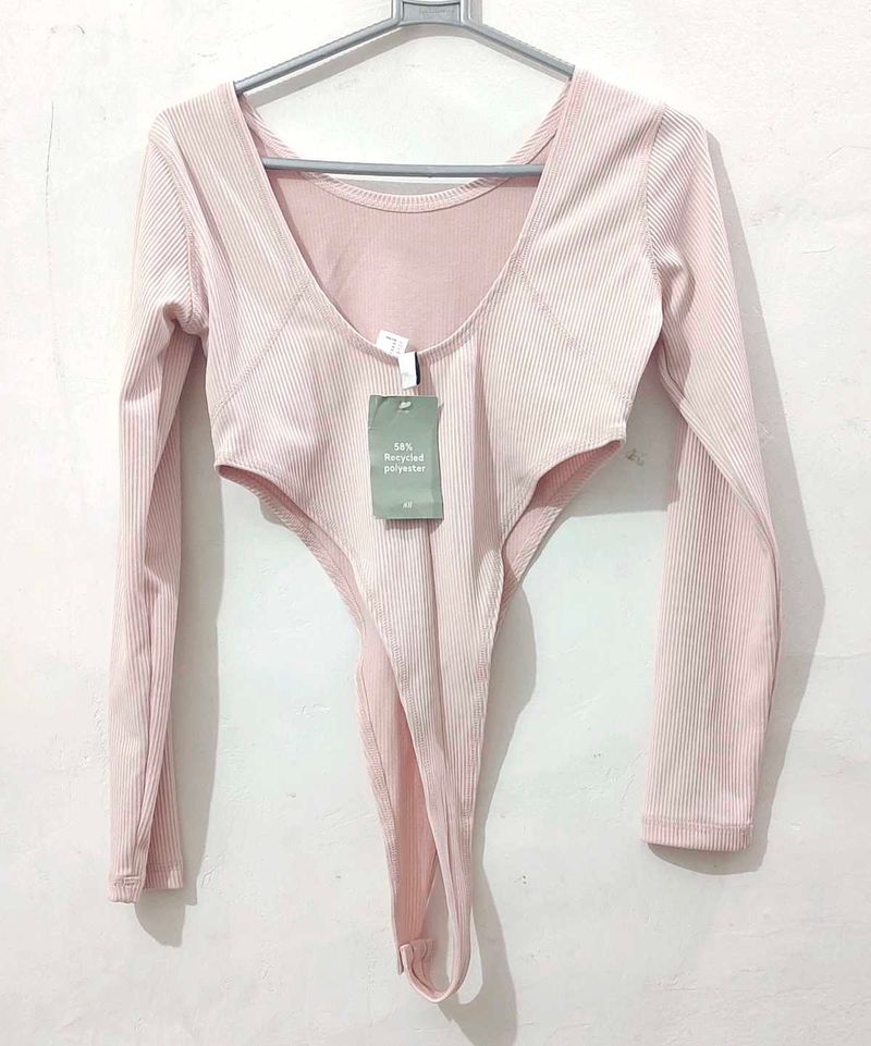 h&amp;m Ribbed Bodysuit Top