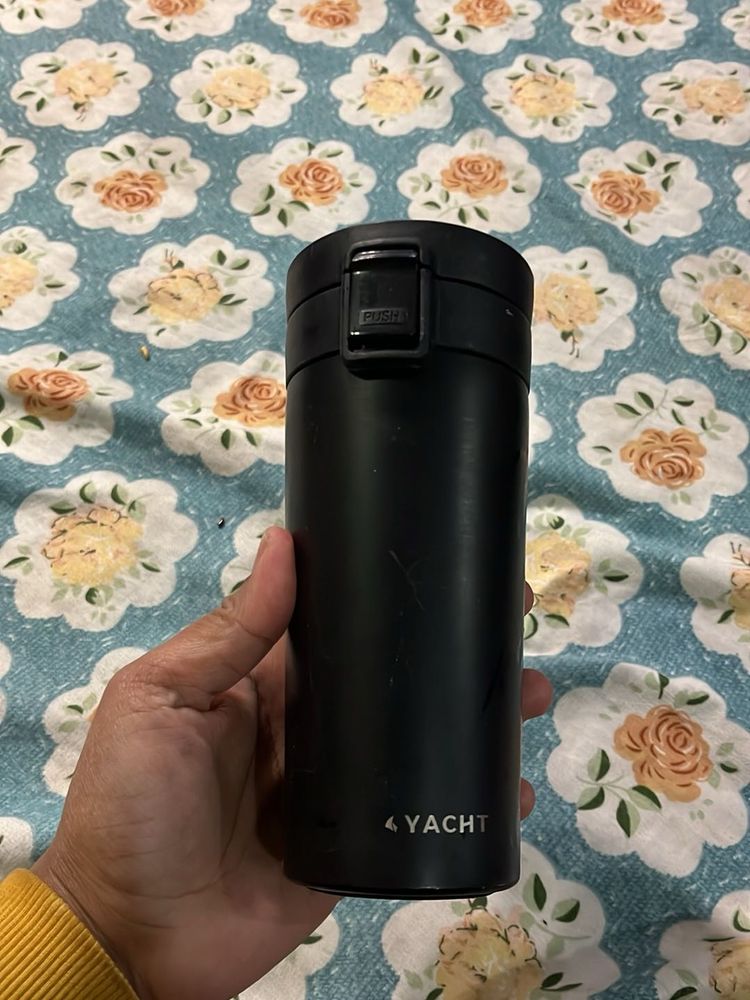 YACHT Black Thermal Bottle